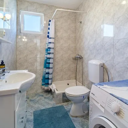 Trebotic Apartment