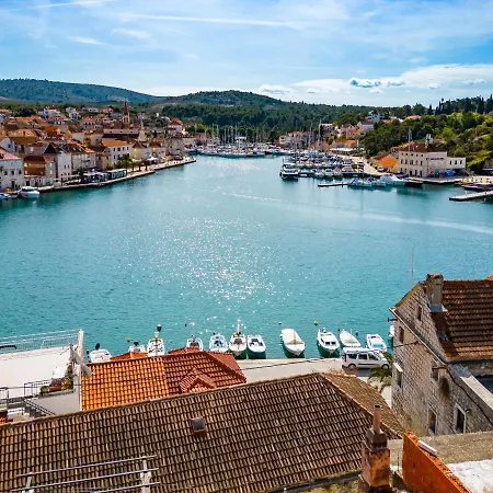 Trebotic Milna (Brac)