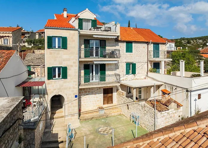 Trebotic Milna (Brac)